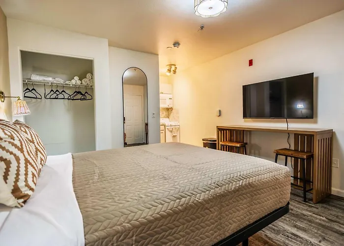 Tolleson Retreat With Pool Access * Cashion