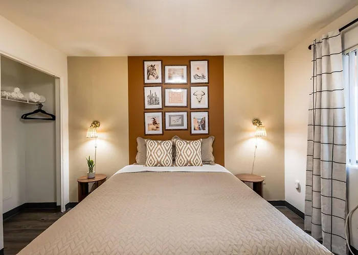 Tolleson Retreat With Pool Access